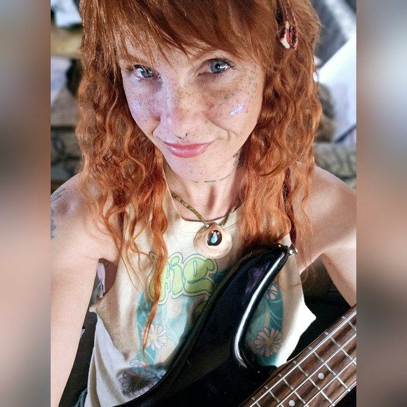 Meet your Posher, Ondrea - Picture 2 of 3